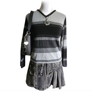 Vintage The Great American Sweater Striped Gray & Black 90s Womens Medium
